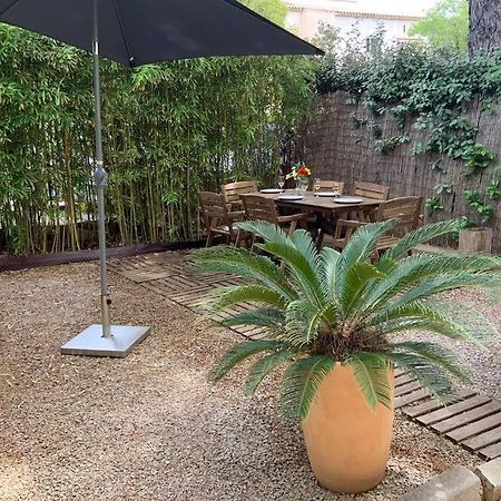 Appartement Les Bains de Mer YourHostHelper à Bandol Extérieur photo