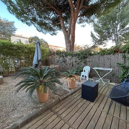Appartement Les Bains de Mer YourHostHelper à Bandol Extérieur photo